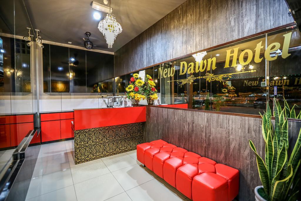 New Dawn Hotel Pontian Sdn Bhd Pontian Kecil Exterior photo