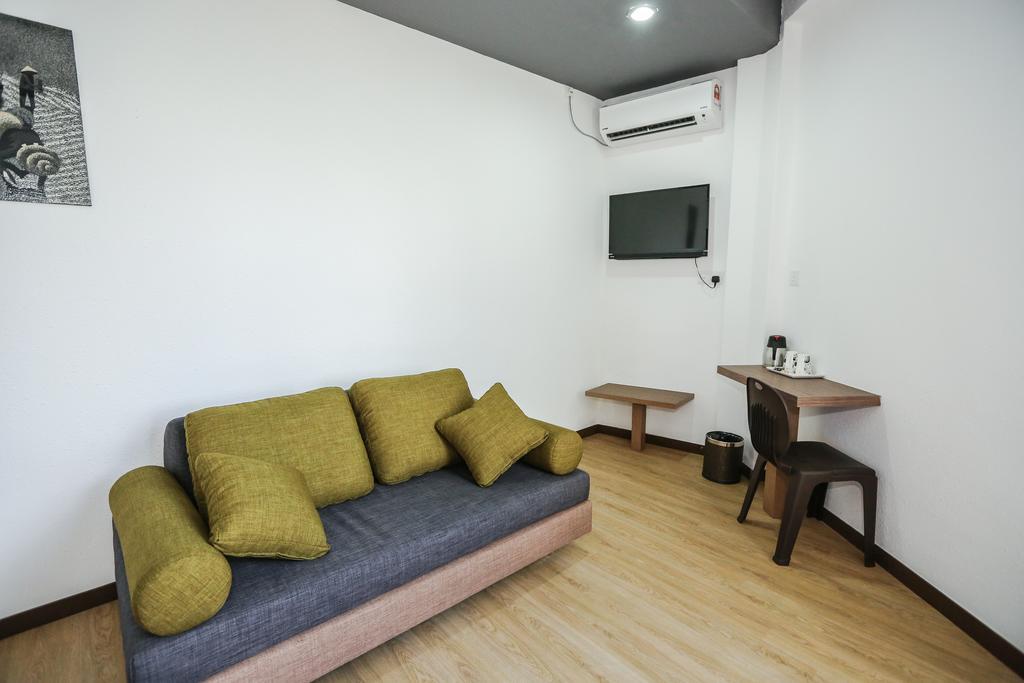 New Dawn Hotel Pontian Sdn Bhd Pontian Kecil Room photo