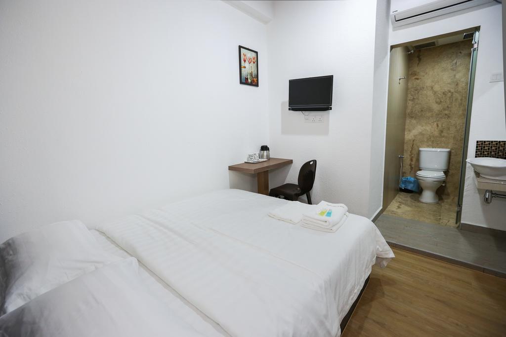 New Dawn Hotel Pontian Sdn Bhd Pontian Kecil Room photo